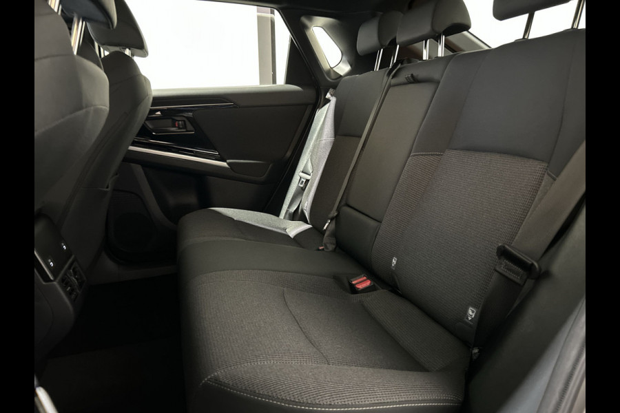 Toyota Bz4x Active 71 kWh LED verlichting | 18 inch LM velgen Soh (batterijcheck) waarde 99,9%