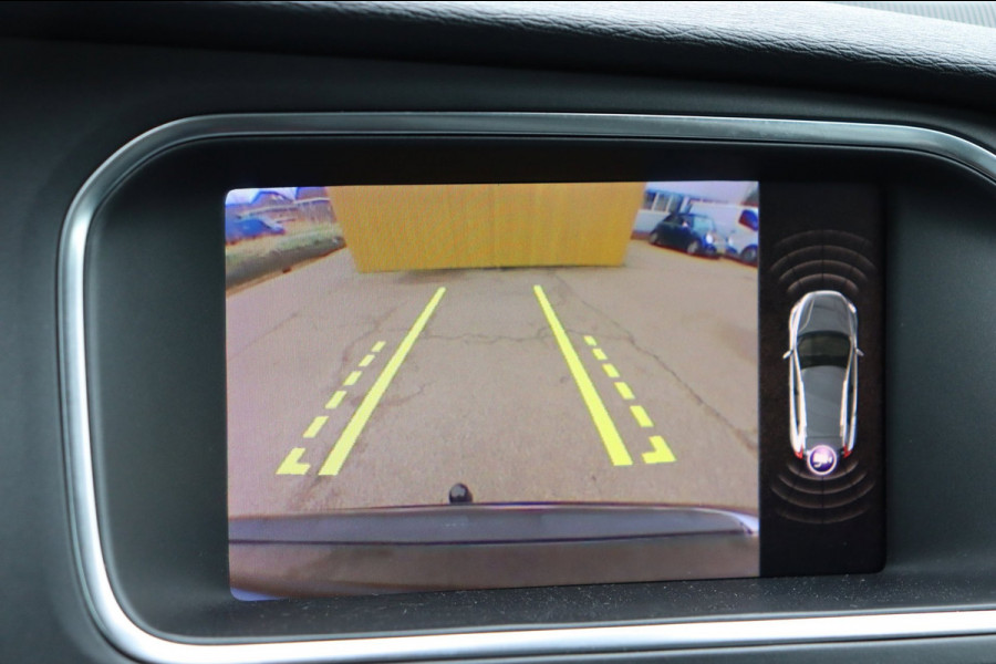 Volvo V40 Cross Country 1.5 T3 Polar+ Luxury org.NL pano-dak trekhaak Harman/Kardon leer+vw