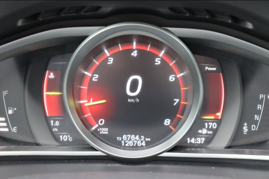 Volvo V40 Cross Country 1.5 T3 Polar+ Luxury org.NL pano-dak trekhaak Harman/Kardon leer+vw