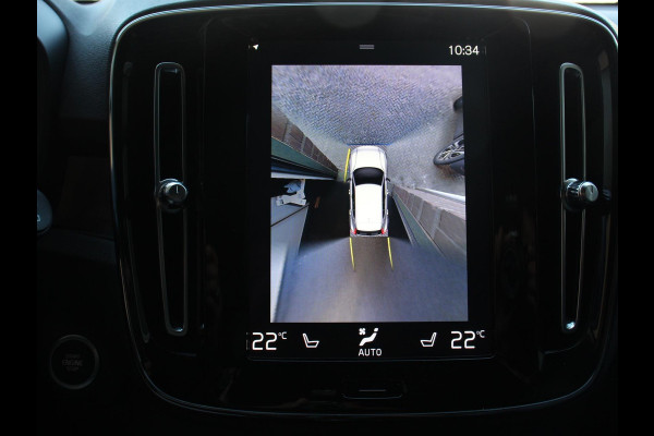 Volvo XC40 1.5 T4 Plug-in hybrid Plus Bright Climate control Adaptieve cruise control Parkeersensoren Achteruitrijdcamera 360* Keyless LED Navigatie Verwarmde voorstoelen Apple Carplay/ Android Auto