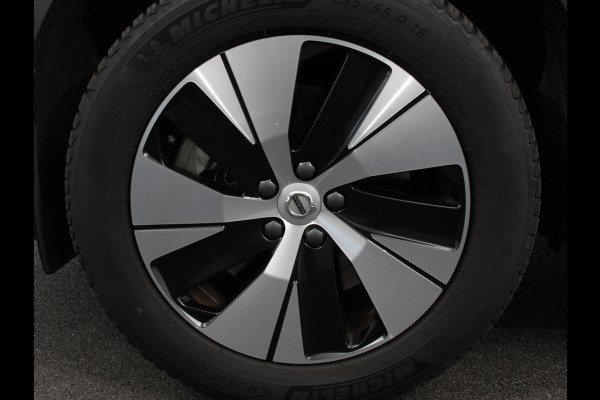 Volvo XC40 1.5 T4 Plug-in hybrid Plus Bright Climate control Adaptieve cruise control Parkeersensoren Achteruitrijdcamera 360* Keyless LED Navigatie Verwarmde voorstoelen Apple Carplay/ Android Auto