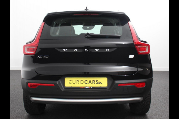 Volvo XC40 1.5 T4 Plug-in hybrid Plus Bright Climate control Adaptieve cruise control Parkeersensoren Achteruitrijdcamera 360* Keyless LED Navigatie Verwarmde voorstoelen Apple Carplay/ Android Auto