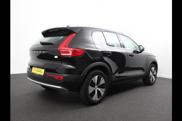 Volvo XC40 1.5 T4 Plug-in hybrid Plus Bright Climate control Adaptieve cruise control Parkeersensoren Achteruitrijdcamera 360* Keyless LED Navigatie Verwarmde voorstoelen Apple Carplay/ Android Auto