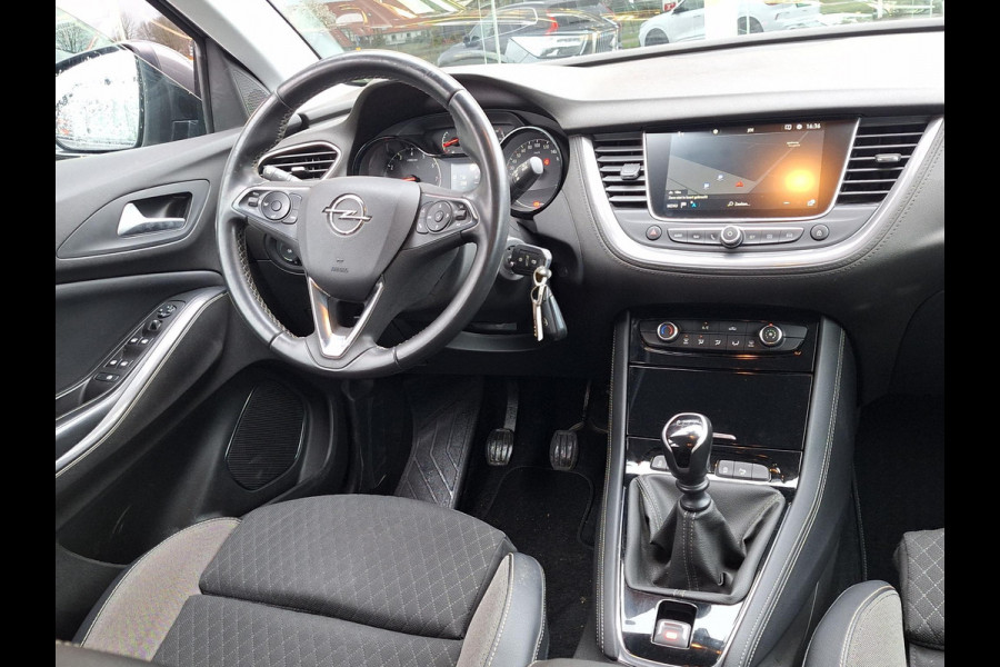 Opel Grandland X 1.2 Turbo Business Edition | Trekhaak | Navi | Camera | Airco | Cruise | Recente distributieriem |