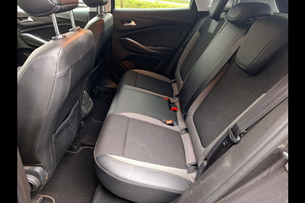 Opel Grandland X 1.2 Turbo Business Edition | Trekhaak | Navi | Camera | Airco | Cruise | Recente distributieriem |