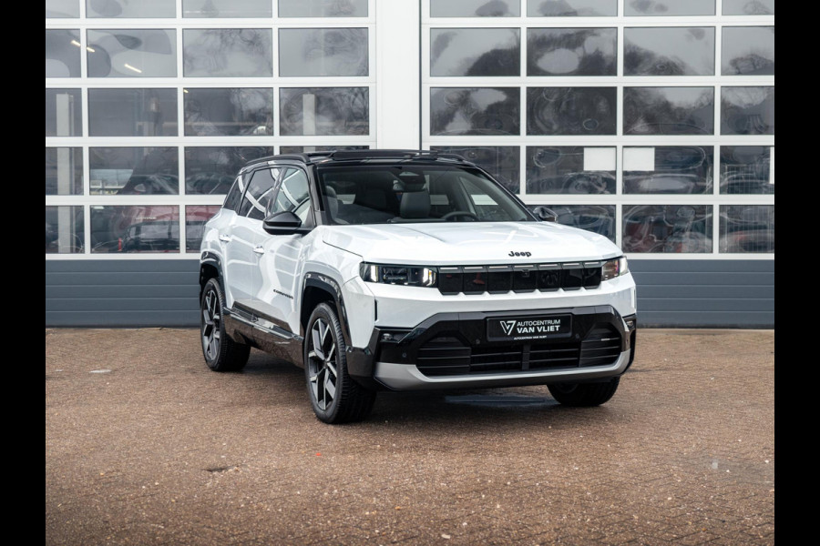 Jeep Compass First Edition 74 kWh | Uit voorraad leverbaar !| Adapt. Cruise | Camera | Carplay | 20" | Elektr. A-Klep | Navi | Winter Pack | Schuif/Kanteldak | Premium Pack | Conv. Pack | Warmtepomp