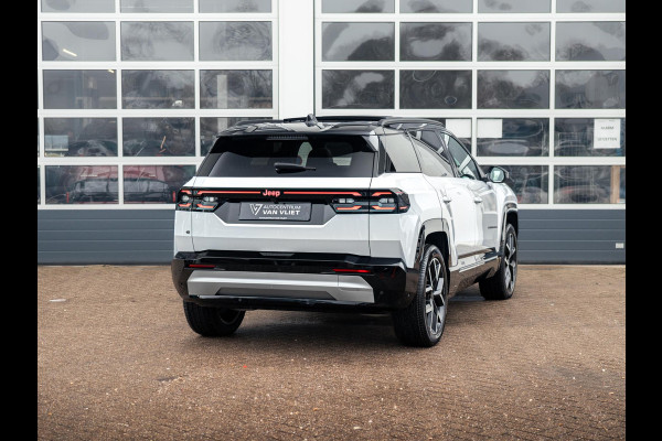 Jeep Compass First Edition 74 kWh | Uit voorraad leverbaar !| Adapt. Cruise | Camera | Carplay | 20" | Elektr. A-Klep | Navi | Winter Pack | Schuif/Kanteldak | Premium Pack | Conv. Pack | Warmtepomp