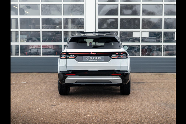 Jeep Compass First Edition 74 kWh | Uit voorraad leverbaar !| Adapt. Cruise | Camera | Carplay | 20" | Elektr. A-Klep | Navi | Winter Pack | Schuif/Kanteldak | Premium Pack | Conv. Pack | Warmtepomp