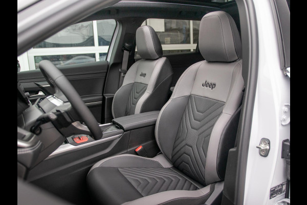 Jeep Compass First Edition 74 kWh | Uit voorraad leverbaar !| Adapt. Cruise | Camera | Carplay | 20" | Elektr. A-Klep | Navi | Winter Pack | Schuif/Kanteldak | Premium Pack | Conv. Pack | Warmtepomp