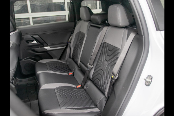 Jeep Compass First Edition 74 kWh | Uit voorraad leverbaar !| Adapt. Cruise | Camera | Carplay | 20" | Elektr. A-Klep | Navi | Winter Pack | Schuif/Kanteldak | Premium Pack | Conv. Pack | Warmtepomp