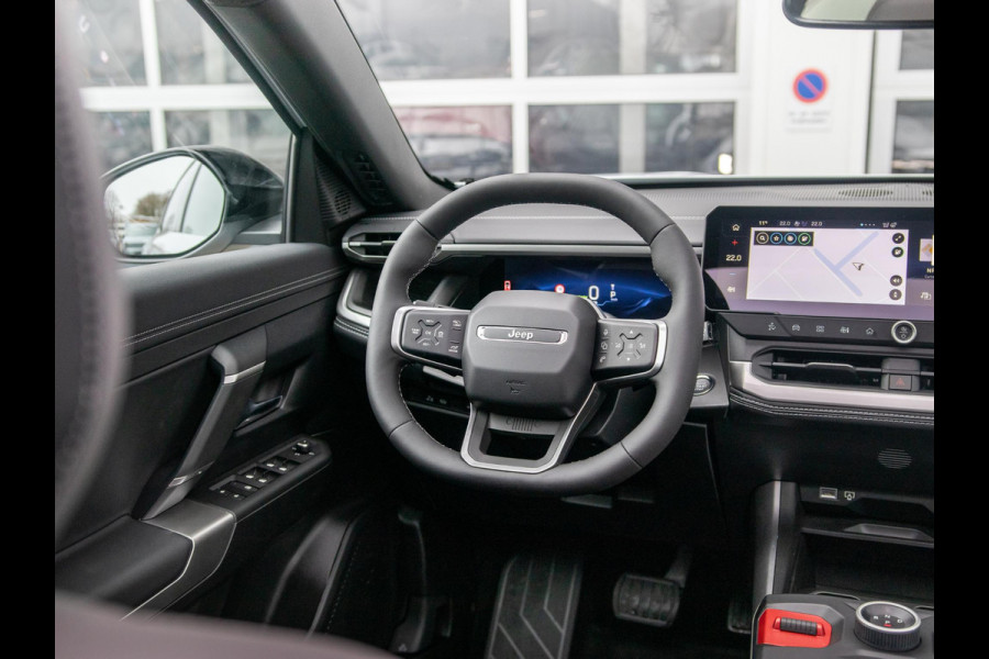 Jeep Compass First Edition 74 kWh | Uit voorraad leverbaar !| Adapt. Cruise | Camera | Carplay | 20" | Elektr. A-Klep | Navi | Winter Pack | Schuif/Kanteldak | Premium Pack | Conv. Pack | Warmtepomp