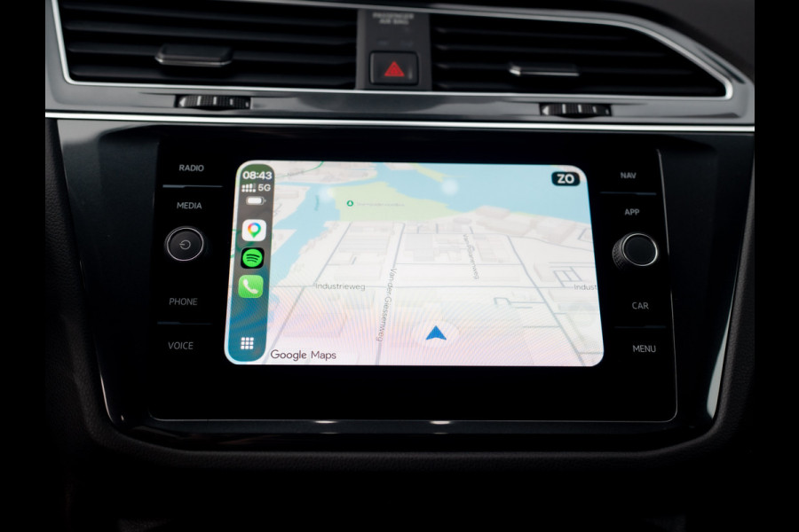 Volkswagen Tiguan 1.5 TSI R-Line Business | Black Style | Panodak | Elk. A-klep | IQ Light | Prijs Rijklaar!!