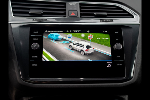 Volkswagen Tiguan 1.5 TSI R-Line Business | Black Style | Panodak | Elk. A-klep | IQ Light | Prijs Rijklaar!!