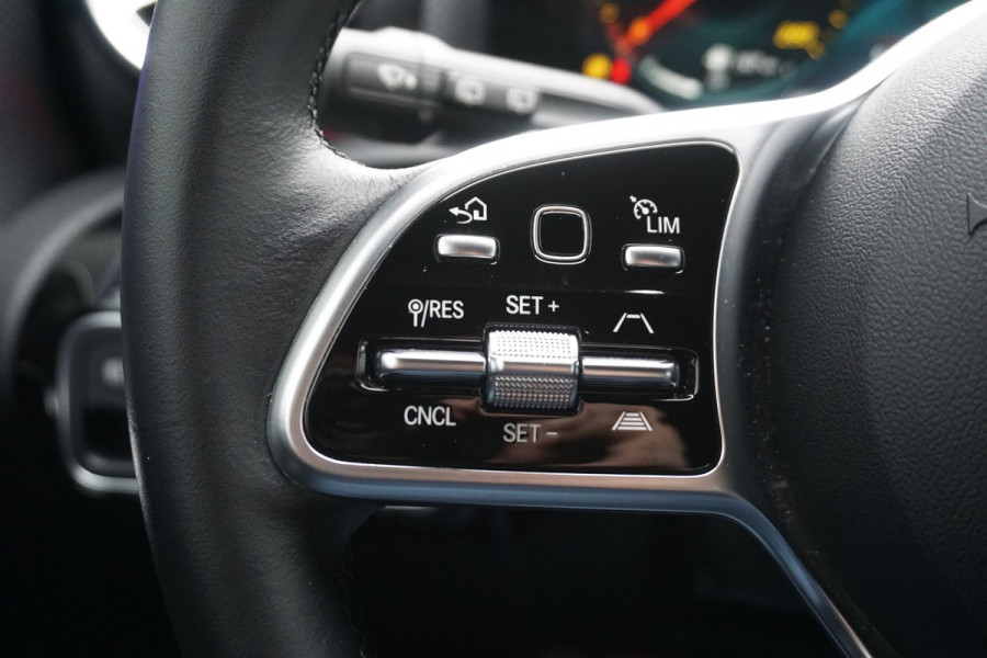 Mercedes-Benz CLA-Klasse Shooting Brake 200 Business Solution Luxury/Leer/Rijassist/1e Eig /Dealeronderhouden.