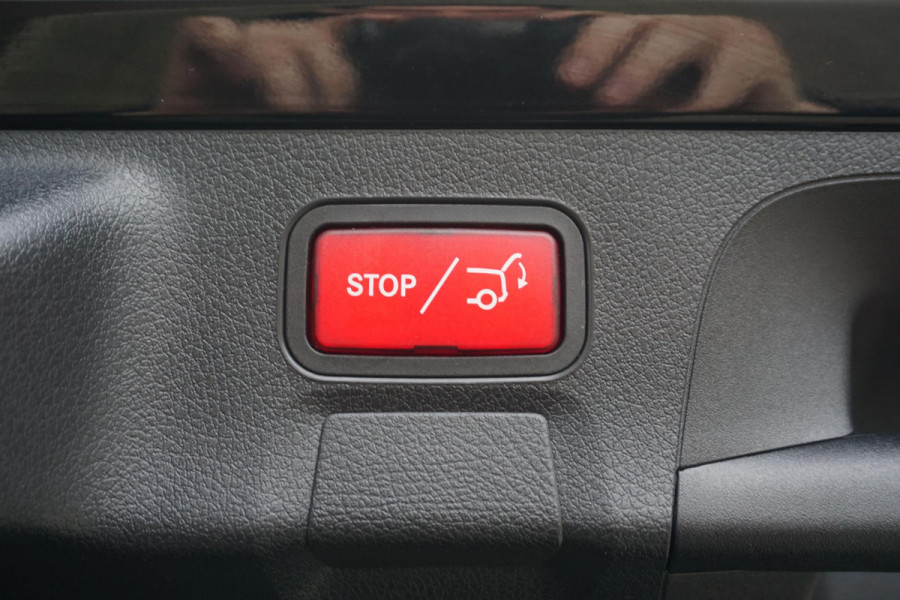 Mercedes-Benz CLA-Klasse Shooting Brake 200 Business Solution Luxury/Leer/Rijassist/1e Eig /Dealeronderhouden.