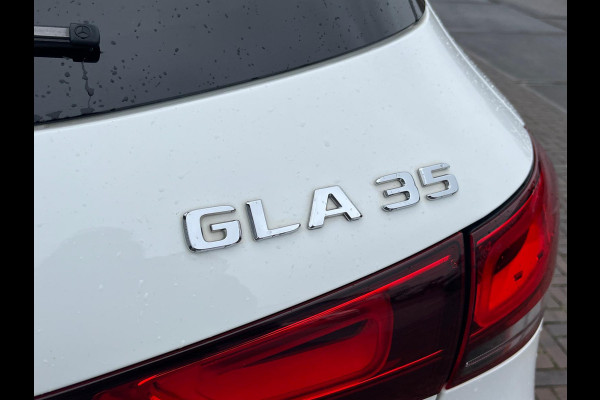 Mercedes-Benz GLA AMG 35 4MATIC panorama night trekhaak vol vol