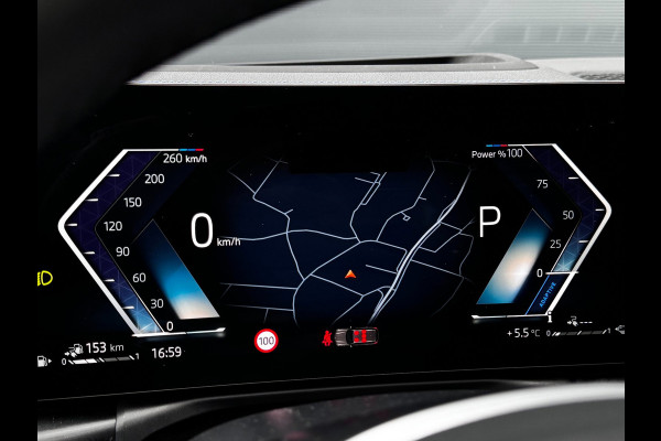 BMW 3 Serie Touring 330e xDrive M-Sport | Pano | M-Kuipstoelen + Leder + Memory | Laser | HUD | Widescreen |