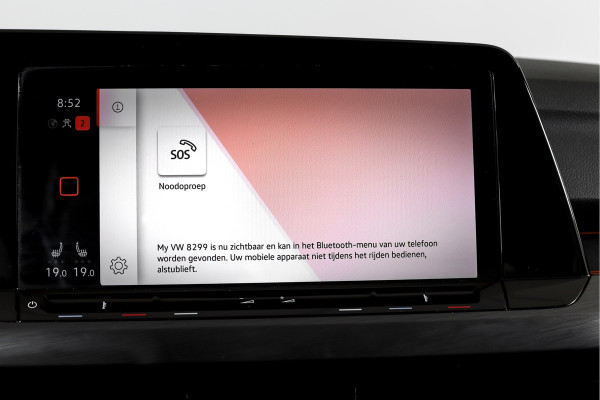 Volkswagen Golf 1.4 eHybrid Style | S/K-Panodak | Elek. Trekhaak | Dig. Cockpit | Adapt. Cruise | Stoel-+Stuurverw. | PDC | Camera | NAV + App. Connect | ECC | LM 18" |