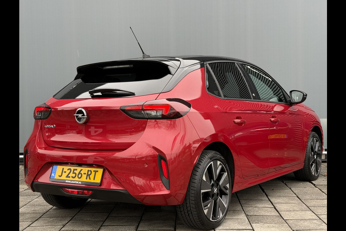 Opel CORSA-E BWJ 10-2020 | GS Line 136PK 50 kWh | PANO DAK | CAMERA A | CLIMA | NAVI | SPORTSTOELEN | CARPLAY | PDC 2X