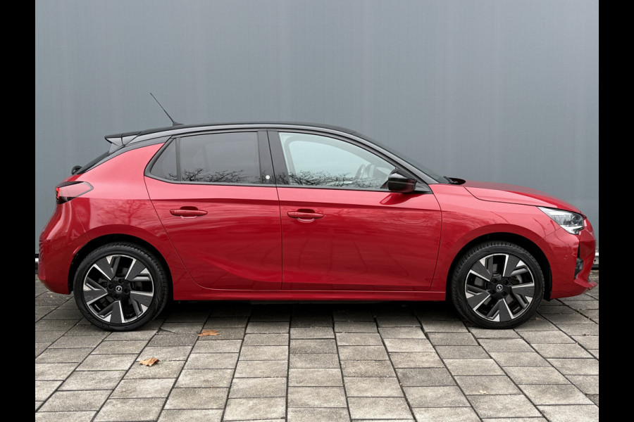 Opel CORSA-E BWJ 10-2020 | GS Line 136PK 50 kWh | PANO DAK | CAMERA A | CLIMA | NAVI | SPORTSTOELEN | CARPLAY | PDC 2X