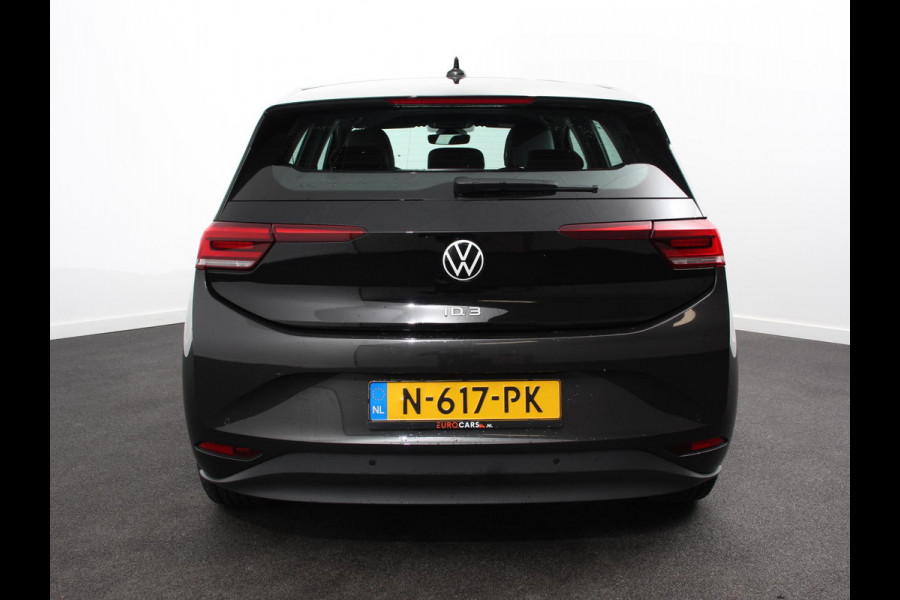 Volkswagen ID.3 Pro 58 kWh Navigatie Apple Carplay/Android Auto Parkeersensoren  Adaptive Cruise Control Stoel- en stuurverwarming Full Led Climate Control