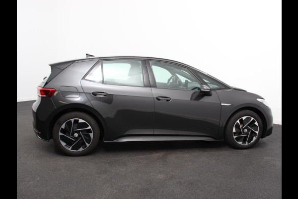 Volkswagen ID.3 Pro 58 kWh Navigatie Apple Carplay/Android Auto Parkeersensoren  Adaptive Cruise Control Stoel- en stuurverwarming Full Led Climate Control