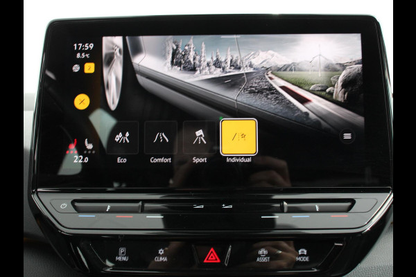 Volkswagen ID.3 Pro 58 kWh Navigatie Apple Carplay/Android Auto Parkeersensoren  Adaptive Cruise Control Stoel- en stuurverwarming Full Led Climate Control