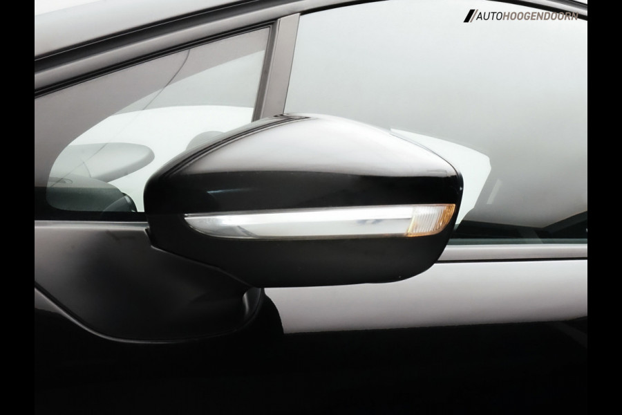 Citroën C3 1.2 PureTech Business Luxe (APPLE CARPLAY,PARKEERSENSOREN,CRUISE CONTROL,CLIMATE,NAVIGATIE,LED,NIEUWE APK,TOPCONDITIE)