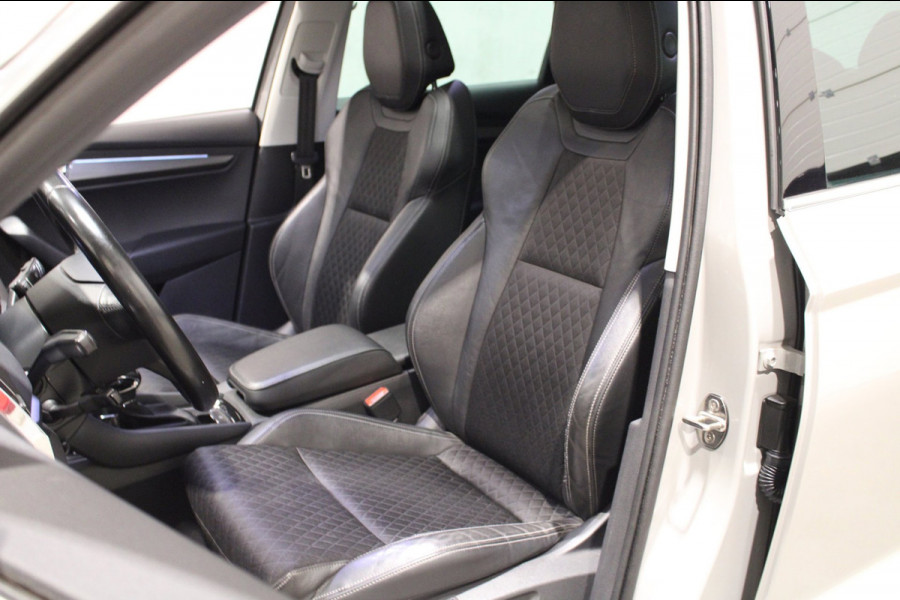 Škoda Karoq 1.5 TSI ACT Sportline Business Pano/Camera/Trekhaak enz Prijs is rijklaar incl bovag