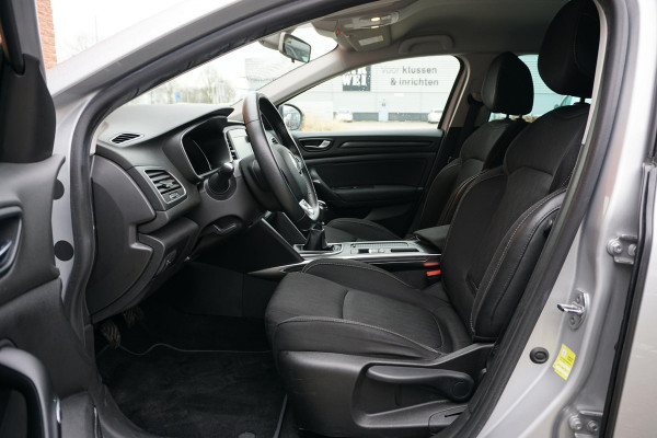 Renault Mégane Estate 1.3 TCe Limited + CAMERA / TREKHAAK / STOELVERWARMING