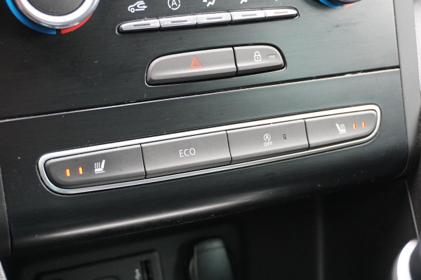 Renault Mégane Estate 1.3 TCe Limited + CAMERA / TREKHAAK / STOELVERWARMING