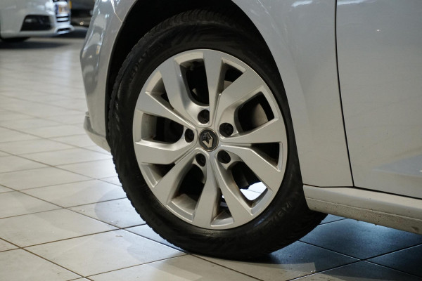 Renault Mégane Estate 1.3 TCe Limited + CAMERA / TREKHAAK / STOELVERWARMING