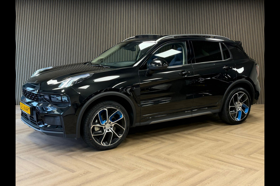 Lynk & Co 01 1.5 Plug in Hybride Black Edition PANODAK NAVIGATIE ACC 360CAM CARPLAY