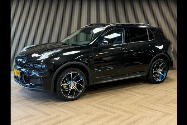 Lynk & Co 01 1.5 Plug in Hybride Black Edition PANODAK NAVIGATIE ACC 360CAM CARPLAY