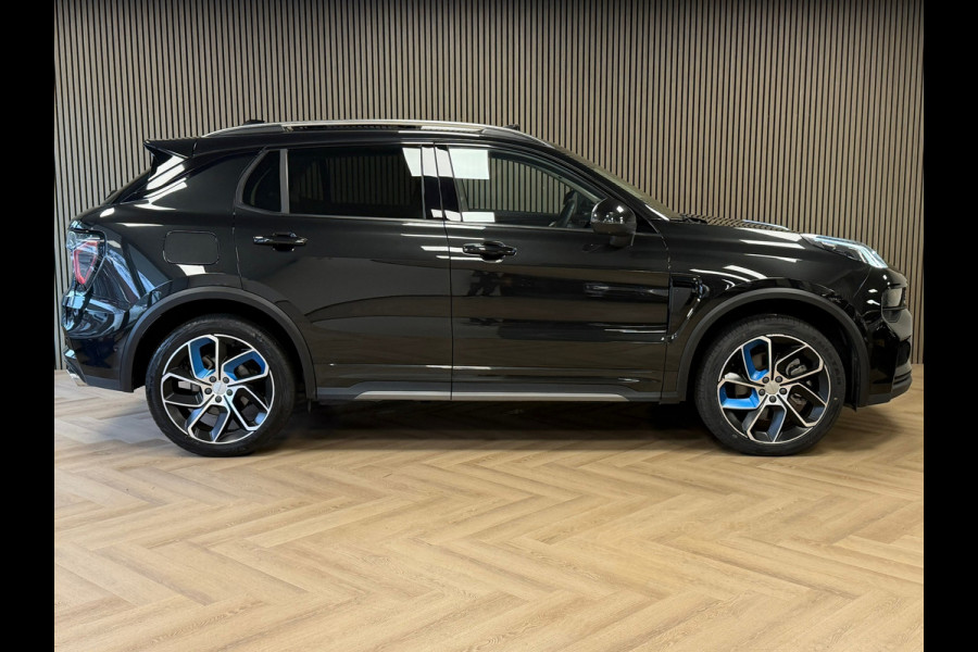 Lynk & Co 01 1.5 Plug in Hybride Black Edition PANODAK NAVIGATIE ACC 360CAM CARPLAY