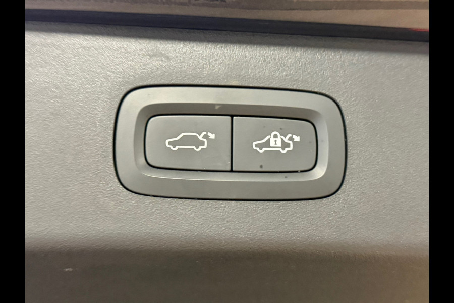 Lynk & Co 01 1.5 Plug in Hybride Black Edition PANODAK NAVIGATIE ACC 360CAM CARPLAY