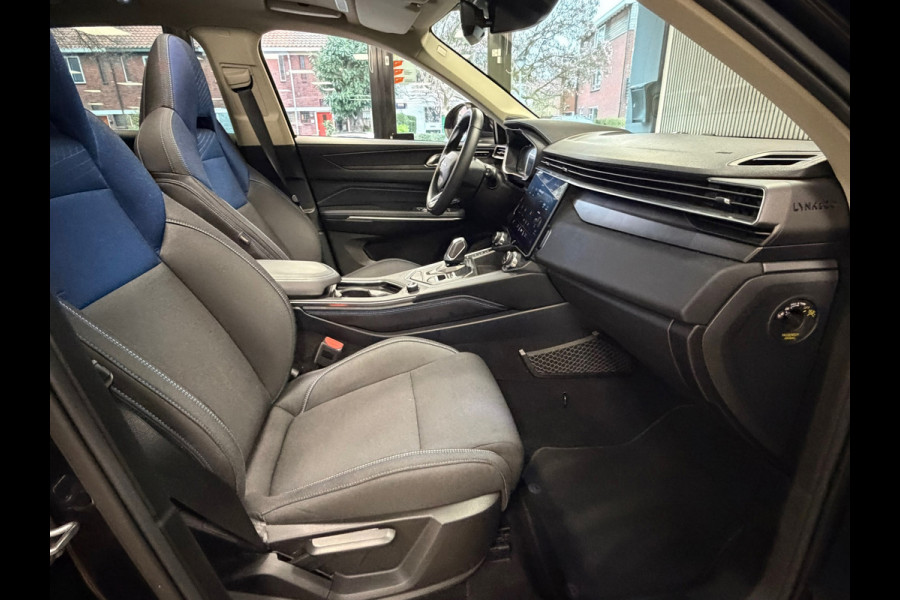 Lynk & Co 01 1.5 Plug in Hybride Black Edition PANODAK NAVIGATIE ACC 360CAM CARPLAY