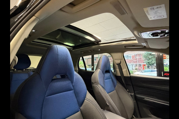 Lynk & Co 01 1.5 Plug in Hybride Black Edition PANODAK NAVIGATIE ACC 360CAM CARPLAY