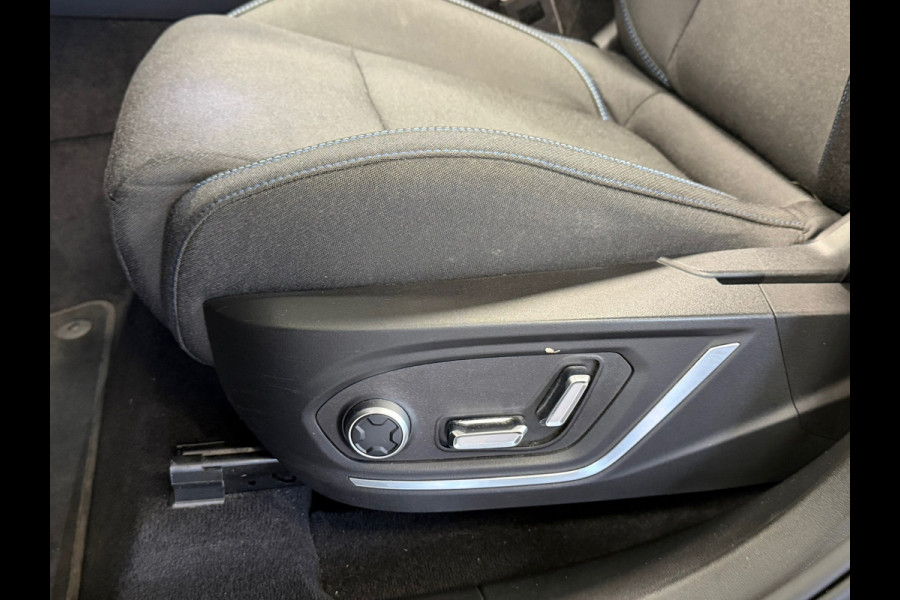 Lynk & Co 01 1.5 Plug in Hybride Black Edition PANODAK NAVIGATIE ACC 360CAM CARPLAY