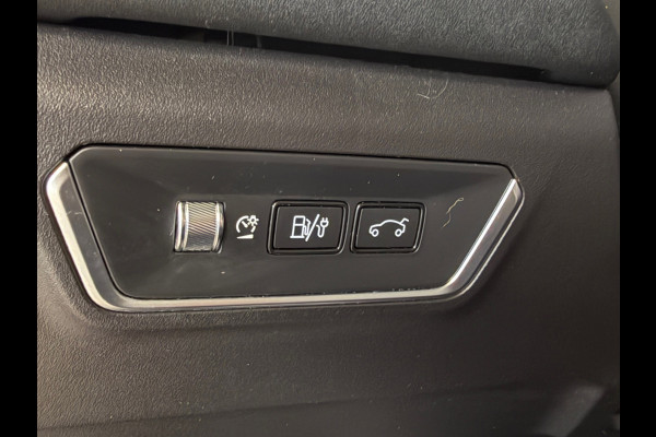 Lynk & Co 01 1.5 Plug in Hybride Black Edition PANODAK NAVIGATIE ACC 360CAM CARPLAY