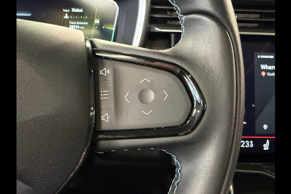 Lynk & Co 01 1.5 Plug in Hybride Black Edition PANODAK NAVIGATIE ACC 360CAM CARPLAY