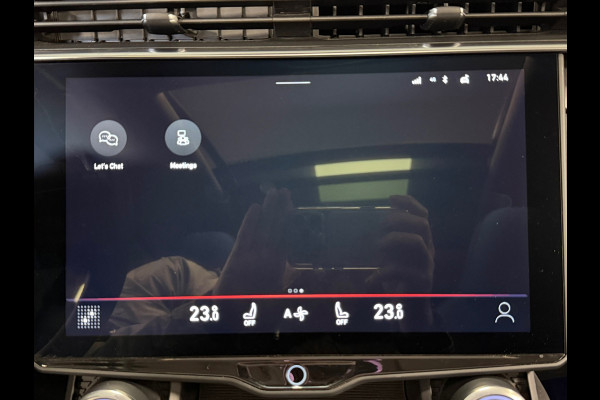 Lynk & Co 01 1.5 Plug in Hybride Black Edition PANODAK NAVIGATIE ACC 360CAM CARPLAY