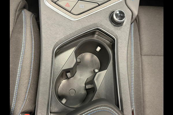 Lynk & Co 01 1.5 Plug in Hybride Black Edition PANODAK NAVIGATIE ACC 360CAM CARPLAY