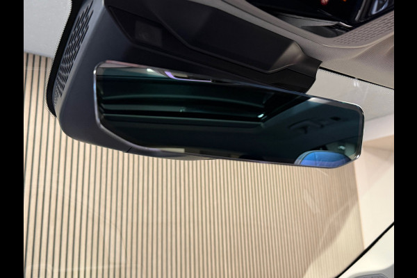 Lynk & Co 01 1.5 Plug in Hybride Black Edition PANODAK NAVIGATIE ACC 360CAM CARPLAY