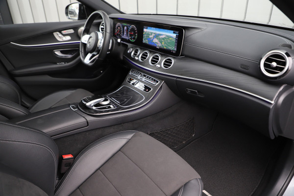 Mercedes-Benz E-Klasse 300e AMG | 320PK | Pano | Sfeerverlichting | Memory | ILS | Widescreen | Stoelverw. | Carplay | Standkachel | 2020.