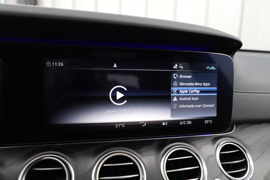 Mercedes-Benz E-Klasse 300e AMG | 320PK | Pano | Sfeerverlichting | Memory | ILS | Widescreen | Stoelverw. | Carplay | Standkachel | 2020.