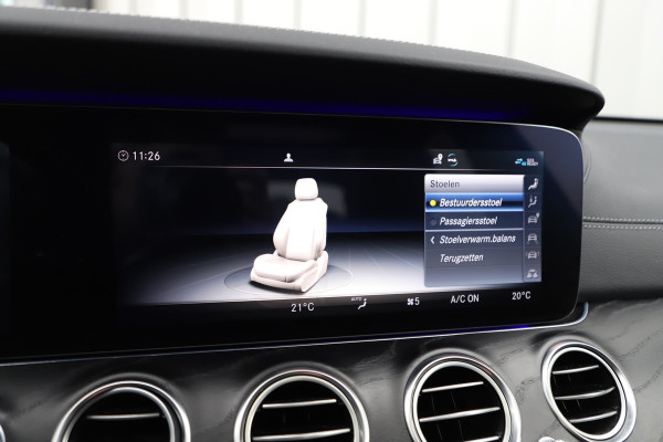 Mercedes-Benz E-Klasse 300e AMG | 320PK | Pano | Sfeerverlichting | Memory | ILS | Widescreen | Stoelverw. | Carplay | Standkachel | 2020.
