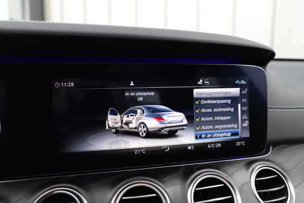 Mercedes-Benz E-Klasse 300e AMG | 320PK | Pano | Sfeerverlichting | Memory | ILS | Widescreen | Stoelverw. | Carplay | Standkachel | 2020.