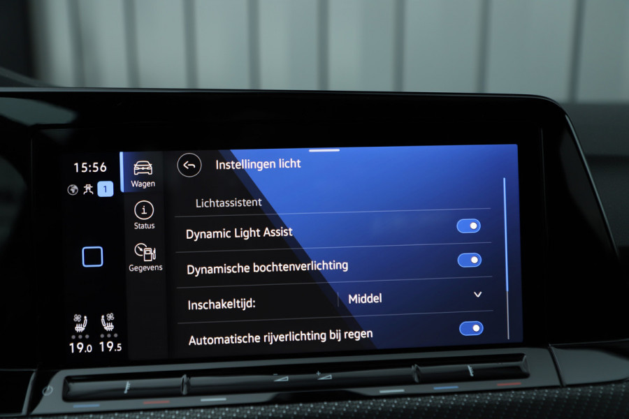 Volkswagen Golf 2.0 TSI R 4Motion | 320PK | Head-up | Keyless-go | Pano | Akrapovic | Performance-pakket | Memory | Stoelkoeling | Stuurwielverw