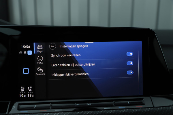 Volkswagen Golf 2.0 TSI R 4Motion | 320PK | Head-up | Keyless-go | Pano | Akrapovic | Performance-pakket | Memory | Stoelkoeling | Stuurwielverw